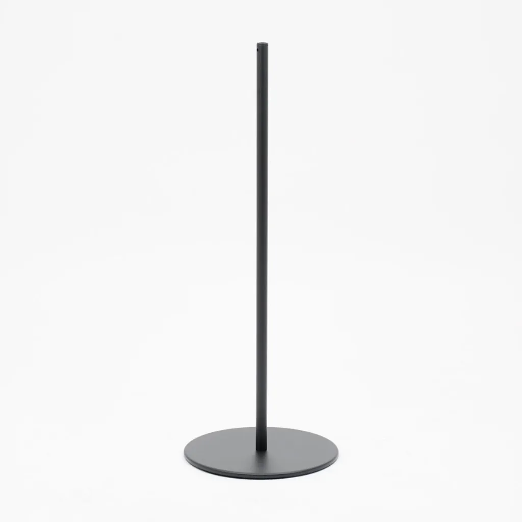 Poteau de guidage à cordon 90 cm noir mat base plate — guidage exposition événementiel